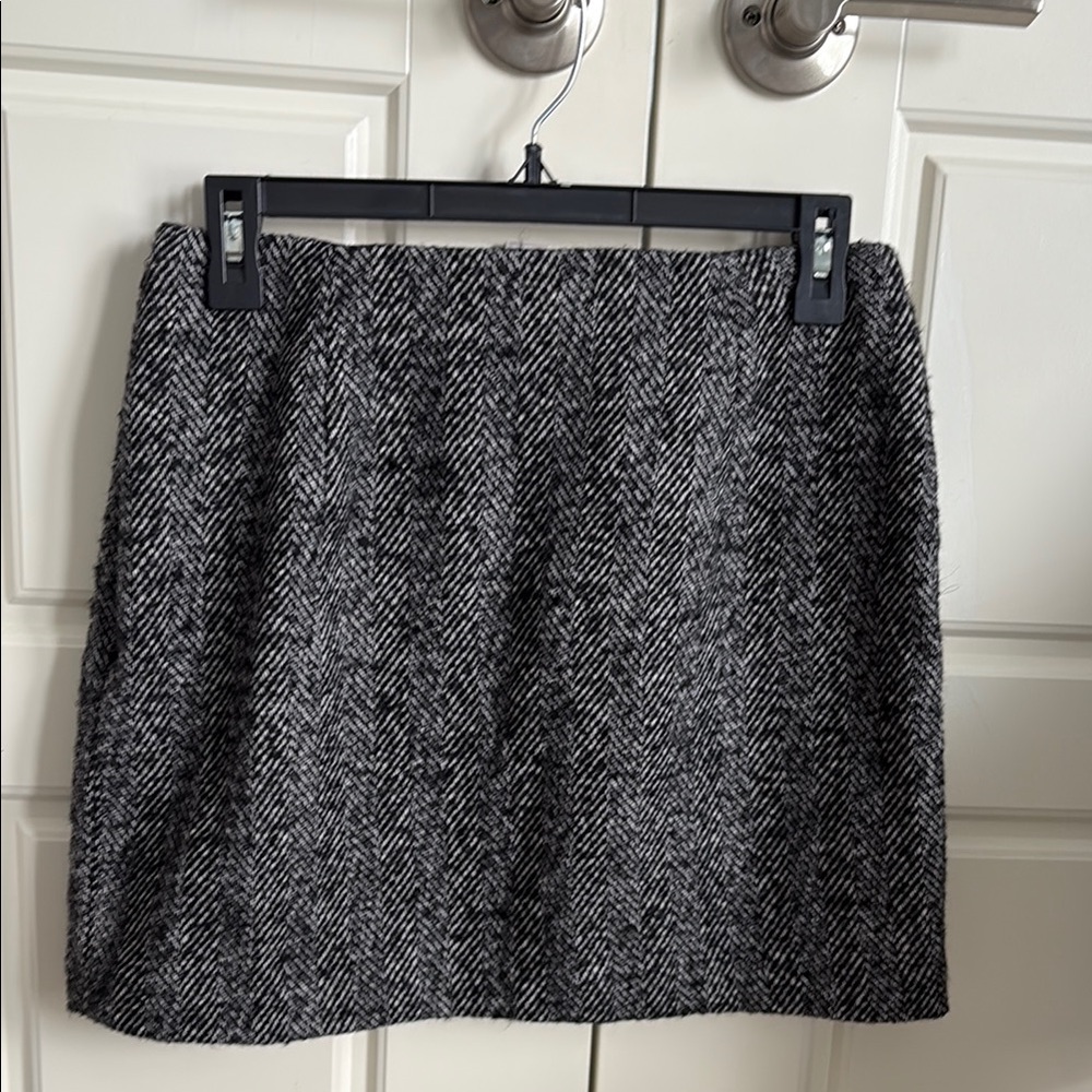 H&M Black and White Mini Pencil Skirt